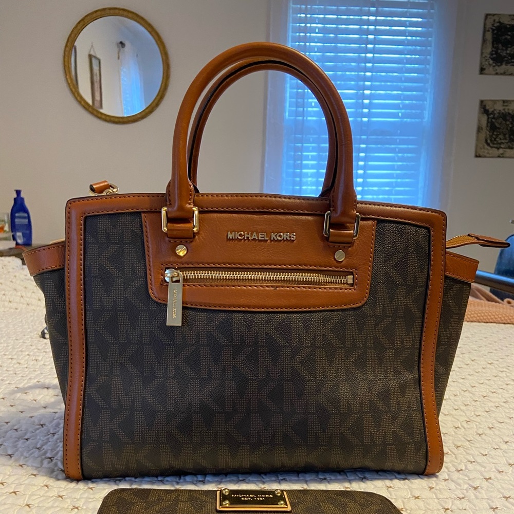 Michael Kors Large Logo Tote Bag Brown
